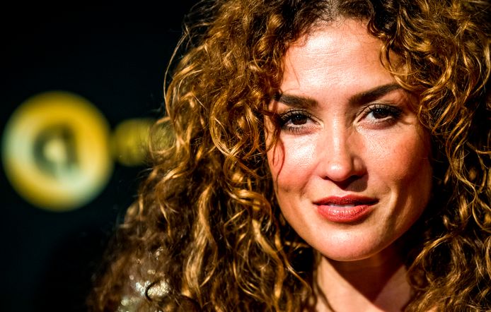Zwangere Katja Schuurman Het Lijkt Alsof Iemand Bezit Van Mij Neemt Show Pzc Nl