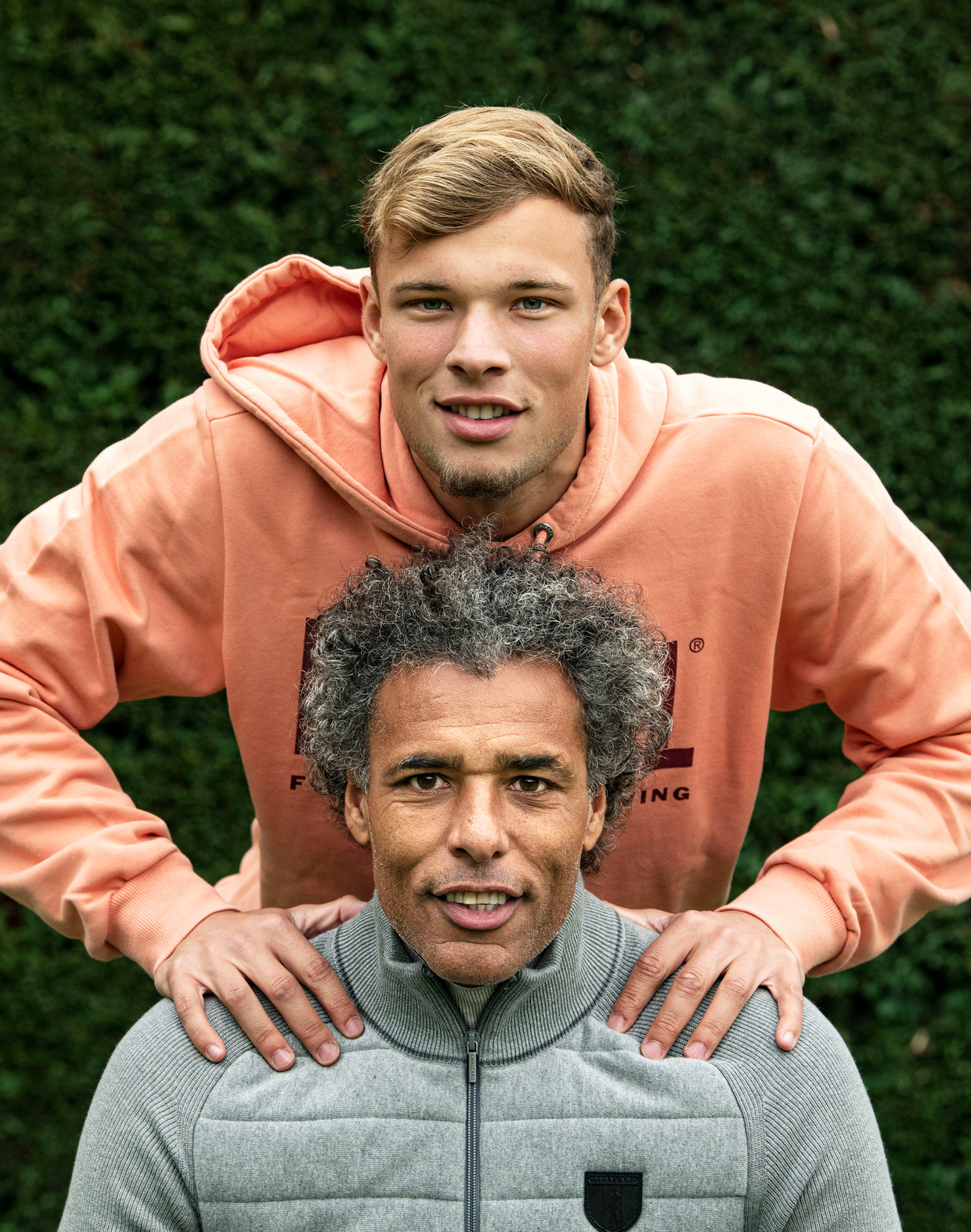 Je Zult Maar De Zoon Van Zijn Vraag Het Sydney Van Hooijdonk Of Ruben Kluivert De Volkskrant