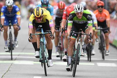 Bennett na fotofinish wéér te sterk voor Groenewegen in de sprint