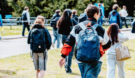 Vijf harde lessen uit de nieuwe PISA-resultaten: ‘We hoopten dat de bodem bereikt was. Dat is niet het geval’