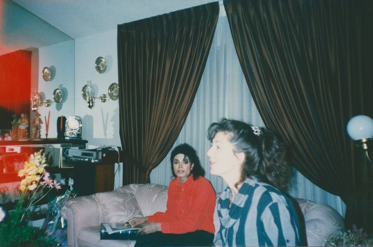 Michael Jackson thuis bij de familie Safechuck. Beeld 