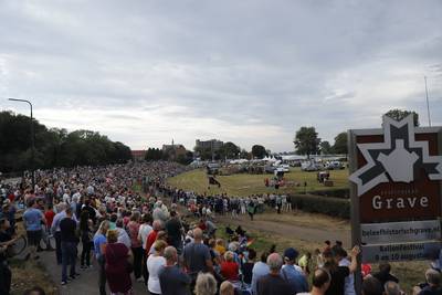 Tiende en laatste editie Ballonfestival Grave afgelast door te harde wind, zaterdag herkansing
