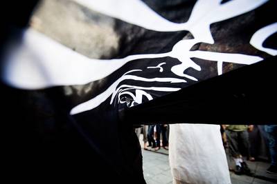 Gegevens Facebook-medewerkers mogelijk in handen terroristen