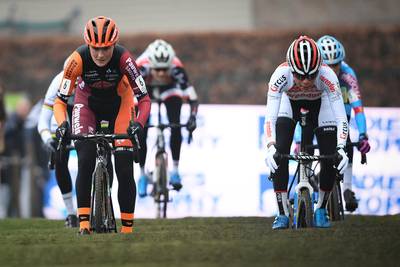 Del Carmen Alvarado wint veldrit in Brussel