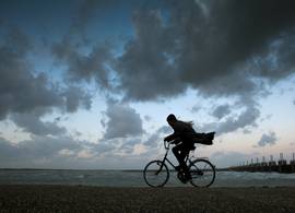 Storm Poly in beeld: zo gaat het er nu in Nederland aan toe