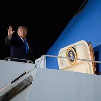 Witte Huis staat CNN niet toe aan boord Air Force One • Amerikaanse rechtbank weigert uitsluiting Anthropic door Pentagon terug te draaien