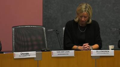 Gemeenteraad herdenkt Van der Laan: Burgemeester, vaarwel