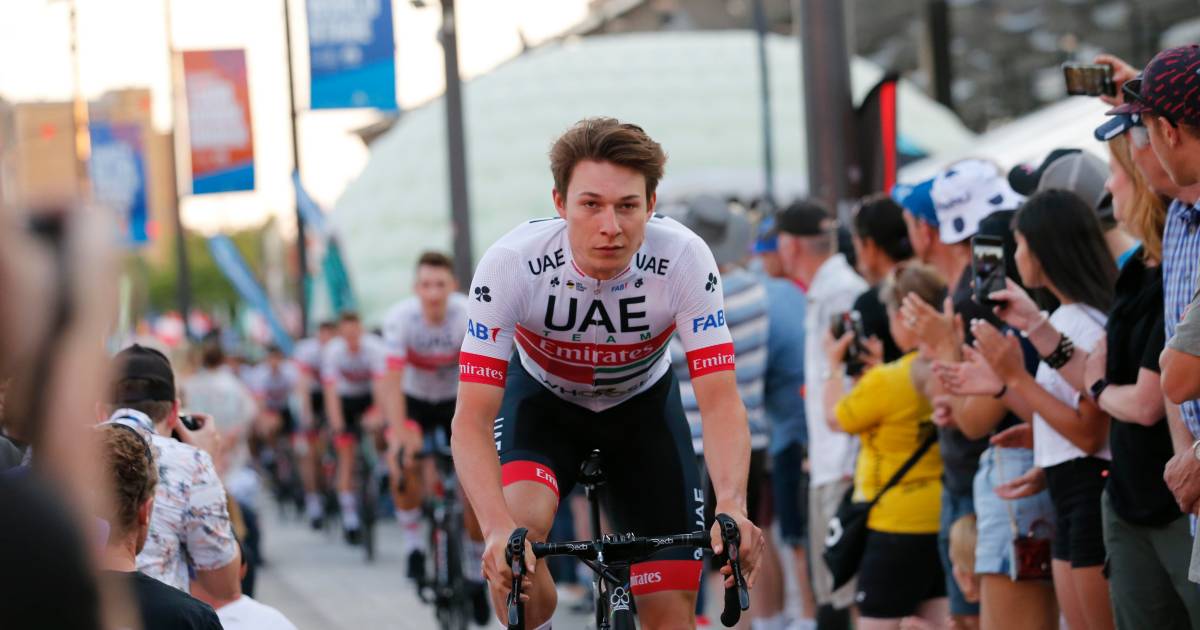 Jasper Philipsen paste voor de Omloop, maar rijdt wel ...