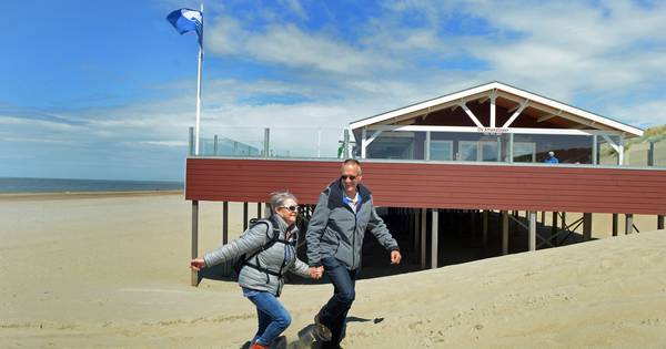 Ook het strand bij Nieuw-Haamstede is nu ‘blauw’