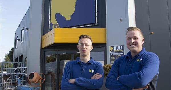 Hammer bouwmarkt viert na bizarre tijd éénjarig bestaan - Tubantia