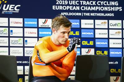 Hoogland en Lavreysen eenvoudig naar finale op de sprint