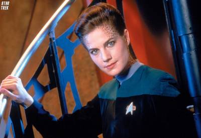 Star Trek-actrice Terry Farrell trouwt 'zoon' van Spock