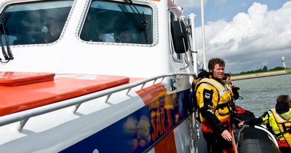 Kapitein gewond bij aanvaring in haven Antwerpen | Zeeuws nieuws - PZC