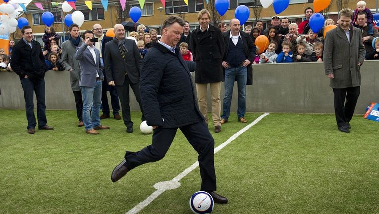 Van Gaal krijgt steeds meer bewondering voor Ten Have | De Volkskrant