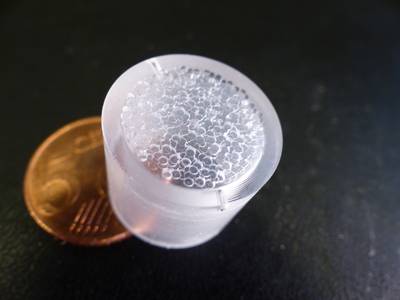 Simpel plastic dopje met gaatjes maakt 3D-echo's stukken goedkoper