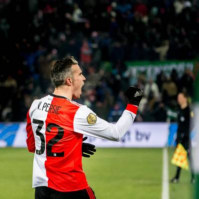 Feyenoord heeft weer wat lucht dankzij scherpe Van Persie en Berghuis