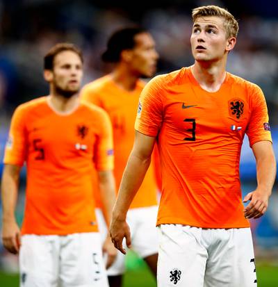 LIVE | Oranje met zelfde elftal als tegen Duitsland