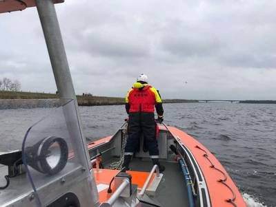 Massale zoekactie na melding over noodlanding vliegtuigje in Gooimeer