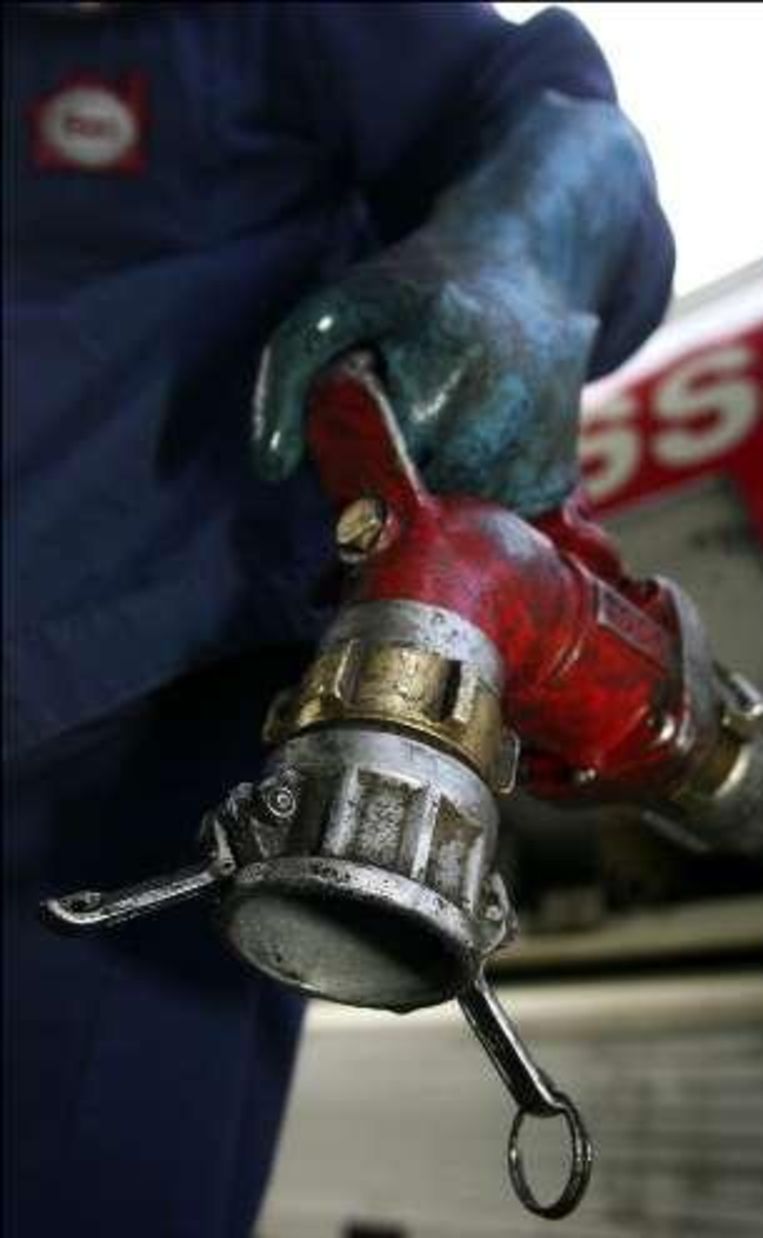 Dieven stelen 8.000 liter stookolie in weverij in ...