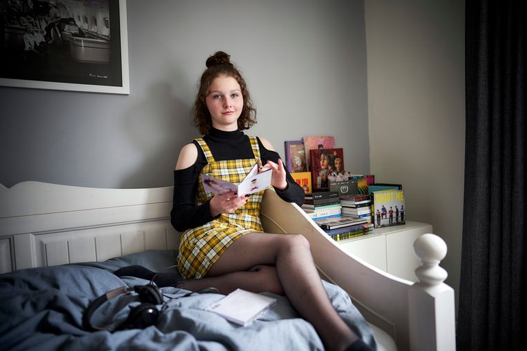 Esra (15): Zonder de muziek van Yungblud weet ik niet of ik er nog zou zijn - Trouw