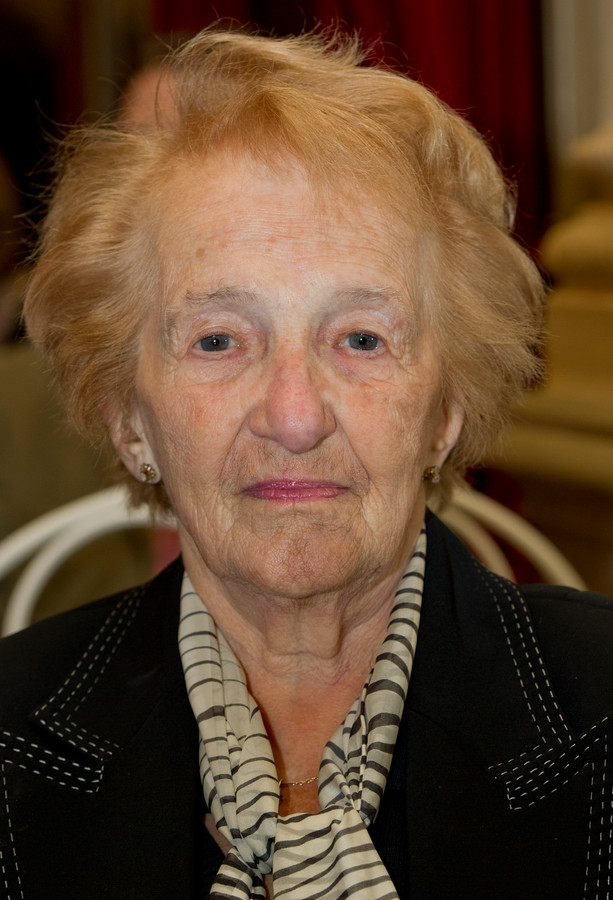 Nieuwe Veste Breda eert 100jarige Marga Minco Foto AD.nl