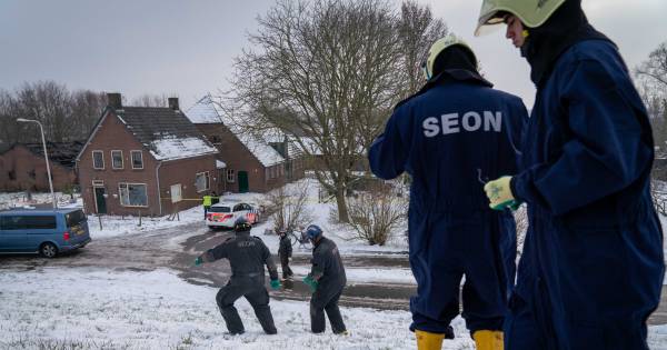 Lingewaard overweegt sluiten woning naast drugslab aan Rijndijk - De Gelderlander