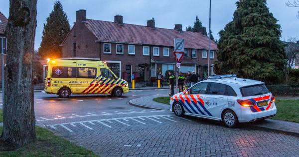 ‘Auto rijdt door’ na aanrijding met scooter in Velp