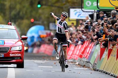 Kragh Andersen verslaat Terpstra in fraaie editie Parijs-Tours