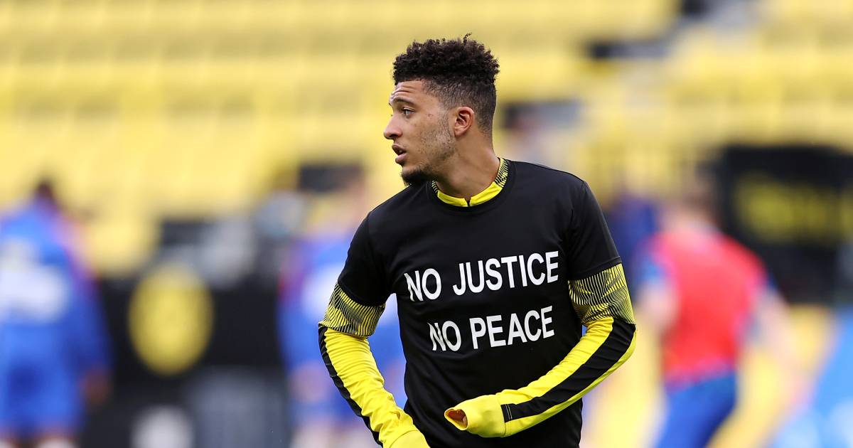 Voetballers Dortmund en Hertha maken statement tegen racisme - De Gelderlander