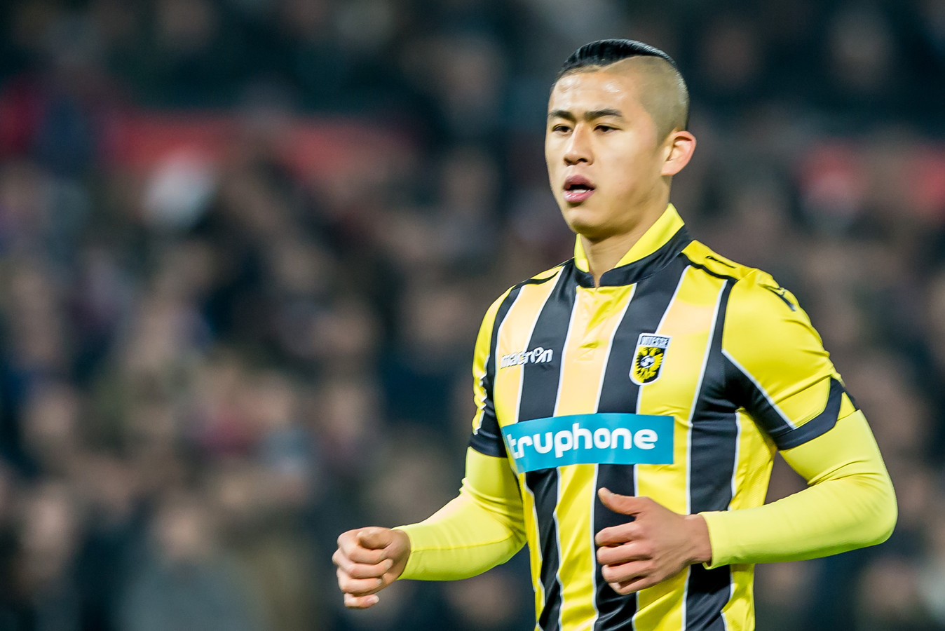 Chinese aanvaller Zhang Yuning langer bij Vitesse Foto AD.nl