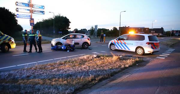 Motorrijder gewond na aanrijding met auto in Waardenburg