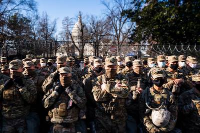 Veel troepen National Guard besmet met corona of in quarantaine: massale bewaking op inauguratie “superverspreiderevent”?
