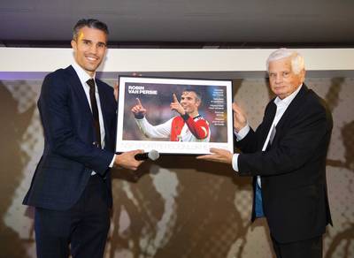 Van Persie uitgeroepen tot Sportpersoonlijkheid van het Jaar