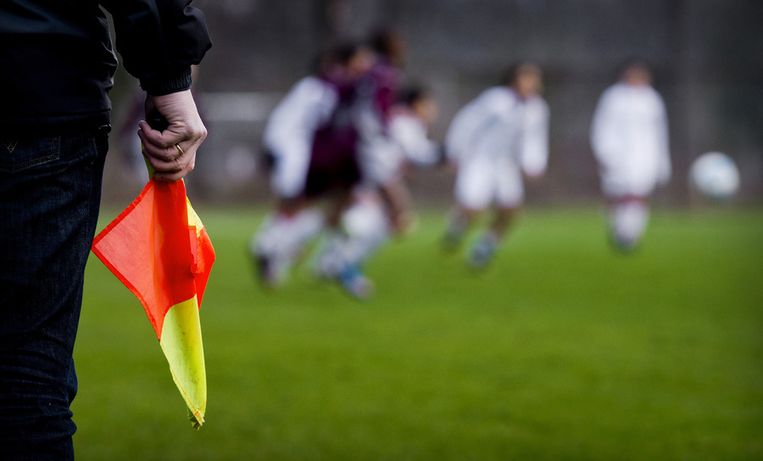 Amateurvoetbal Krijgt Tijdstraffen Voor Gele Kaart Het Parool