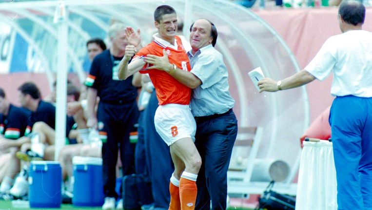 Zo Zagen De Eerdere Knvb Jaren Van Dick Advocaat Eruit De Volkskrant