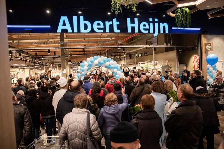 Feestelijke opening van nieuwe Albert Heijn