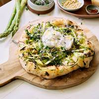 Van pizza bianca met groene asperge en burrata tot kip met citroenpasta: dit is ons weekmenu