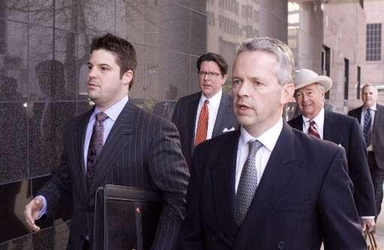 Drie Britse bankiers in Enron-zaak veroordeeld ...