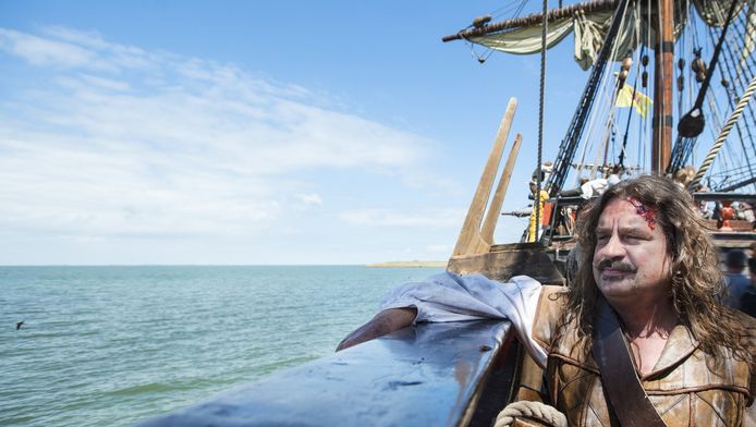 Michiel De Ruyter Meer Dan Alleen Maar Zeeslagje Spelen Film Ad Nl