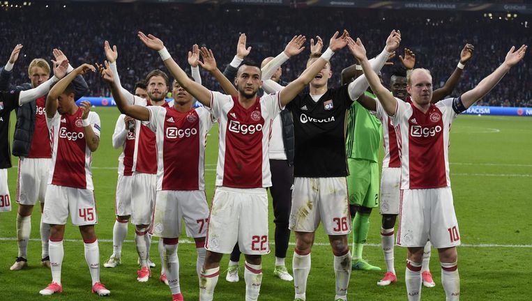 Ajax Zet Enorme Stap Naar Finale Europa League Met 4 1 Zege Op Lyon De Volkskrant