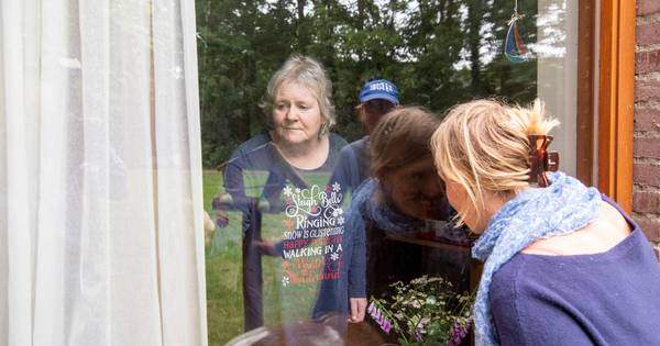 Nel (70) uit Hardenberg gaat in coronatijd kapot aan eenzaamheid, en haar man Siem van de wanhoop: '