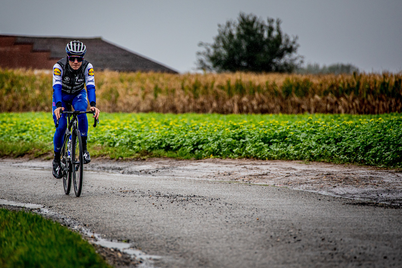 Remco Evenepoel wil zich niet vergalopperen in de jacht op ...