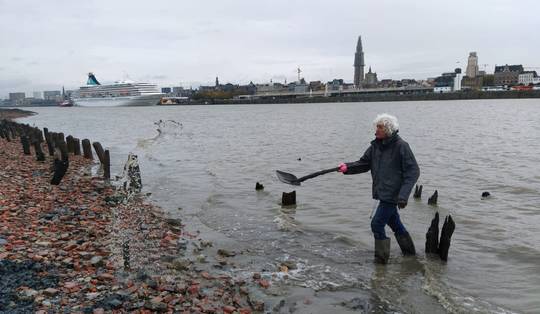 Scheldejutter Manu: ‘De geschiedenis van Antwerpen ligt hier voor het oprapen’