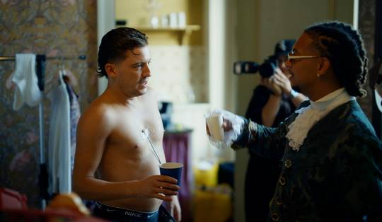 Lil’ Kleine leidt een ‘heel leuk en leeg leven’: de tragiek van een enfant terrible