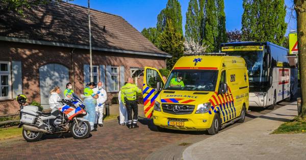 Bewoners verzorgingstehuis geëvacueerd vanwege brand in natuurgebied Deurnsche Peel - Eindhovens Dag