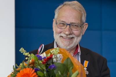 Met Henny Kuiphuis (74) uit Bornerbroek overleed een bruggenbouwer