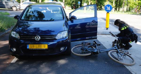 Meisje (16) gewond aan hoofd na ongeluk in Mill