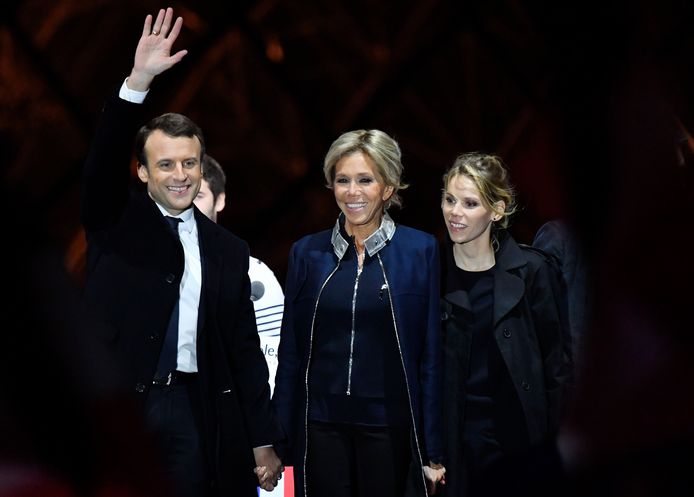 Dochter Brigitte Macron Over Relatie Van Haar Moeder 65 Met Franse President 40 Liefde Is Zij Twee Buitenland Hln Be