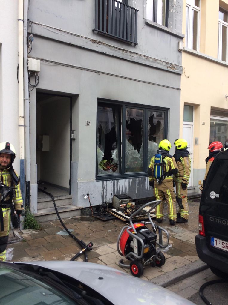 Gelijkvloers onbewoonbaar na brand: "Bewoners kunnen ...