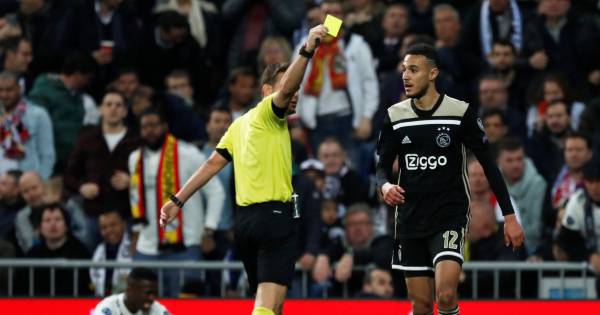 Mazraoui volgend Europees duel Ajax geschorst | Sport - Tubantia